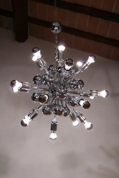 Goffredo Reggiani Italian Space Age Sputnik 20 Lights Chandelier by Reggiani Goffredo 1965s