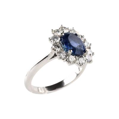 Gold Ring With Sapphire And Diamonds