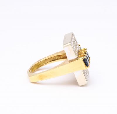 Gold and Sapphire and Emerald Ring