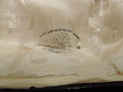 Goldsmiths Silversmiths Co Set of 4 English Sterling Silver Fox Hound Place Card Holders 1911