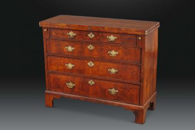 Good George II Walnut Bachelor s Chest c 1740