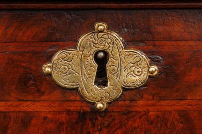 Good George II Walnut Bachelor s Chest c 1740