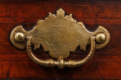 Good George II Walnut Bachelor s Chest c 1740