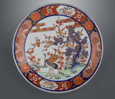 Good Pair of Meiji Period Imari Chargers Yamatoku Kiln Saga Prefecture
