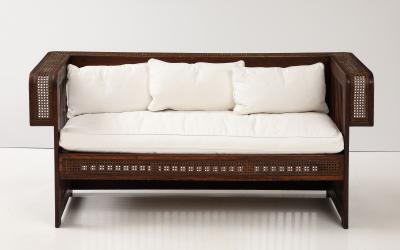 Grand Rapids Grand Rapids Suite Two Cube Chairs and Settee