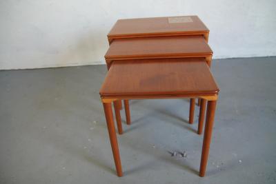 Great Set of Stacking Tables