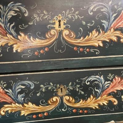 Green Italian Polychrome Chest of Drawers 19th Century