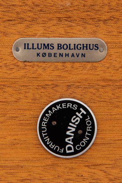 Grete Jalk Dining Table Produced by P Jeppesens M belfabrik