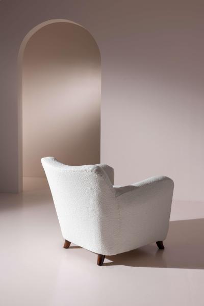 Guglielmo Ulrich A pair of Art Deco lounge chairs in the style of Guglielmo Ulrich Italy 1940s