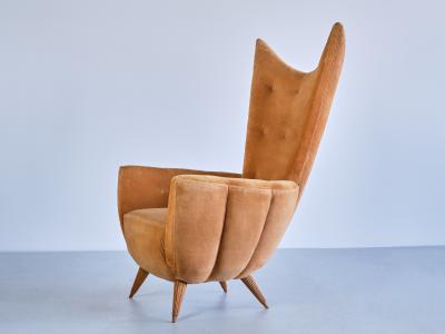 Guglielmo Ulrich Exceptional Guglielmo Ulrich Armchair in Velvet and Fluted Walnut Italy 1940s