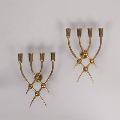 Guglielmo Ulrich Pair of 1940s brass wall sconces Italy