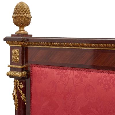 Guillaume Groh Large French Neoclassical style gilt bronze mounted bed