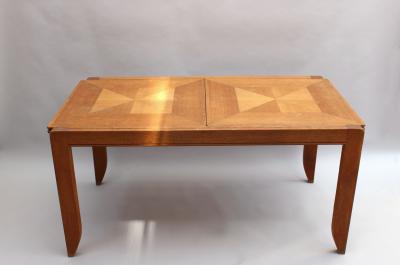 Guillerme et Chambron Fine French 1970s Extendable Oak Dining Table by Guillerme Chambron
