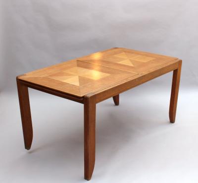 Guillerme et Chambron Fine French 1970s Extendable Oak Dining Table by Guillerme Chambron