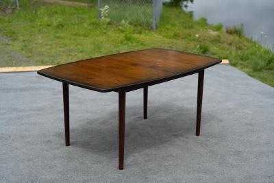 Gustav Bahus Unusual Rastad Relling for Gustav Model R3 Rosewood Dining Table with 2 Leaves