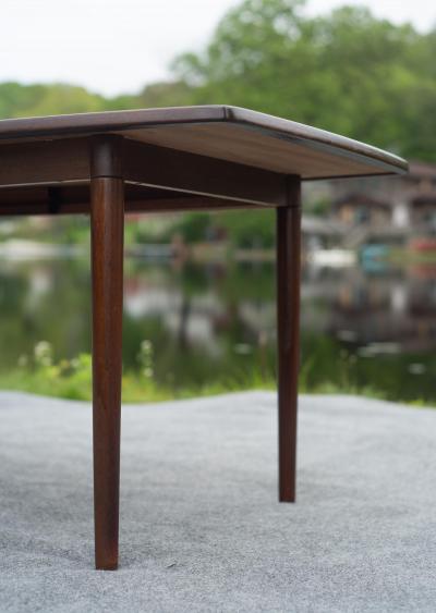 Gustav Bahus Unusual Rastad Relling for Gustav Model R3 Rosewood Dining Table with 2 Leaves