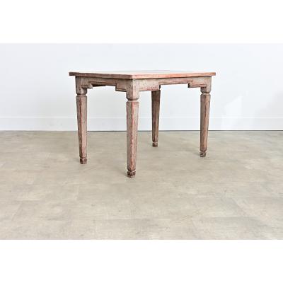 Gustavian Period 18th Century Swedish Painted Center Table