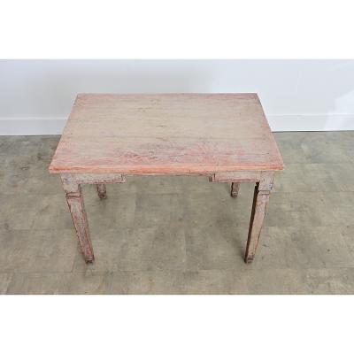 Gustavian Period 18th Century Swedish Painted Center Table