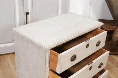 Gustavian Style Swedish Light Grey Painted Three Drawer Chest with Carved Posts