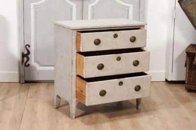 Gustavian Style Swedish Light Grey Painted Three Drawer Chest with Carved Posts
