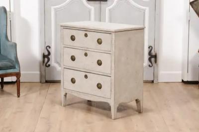Gustavian Style Swedish Light Grey Painted Three Drawer Chest with Carved Posts
