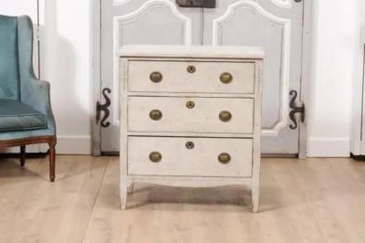 Gustavian Style Swedish Light Grey Painted Three Drawer Chest with Carved Posts