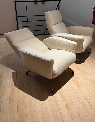 Guy Besnard Guy Besnard awesome comfy pair of reclining chairs