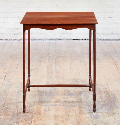 H Stretcher Spider Leg Table