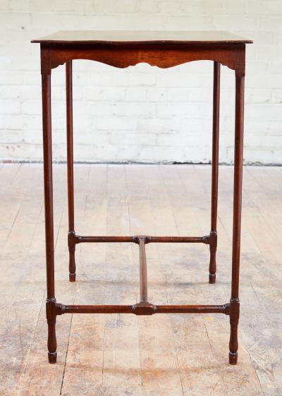 H Stretcher Spider Leg Table