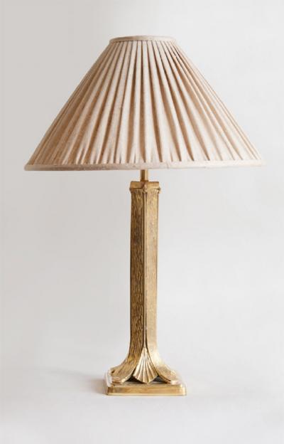 HILLSLEIGH TABLE LAMP