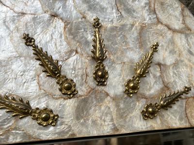 HOLLYWOOD REGENCY GILT BRONZE CAPIZ SHELL HALL MIRROR WITH CAPIZ SHELL CONSOLE