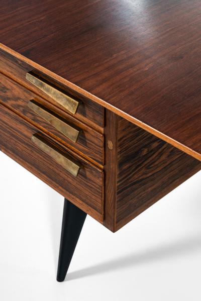 Hadar Schmidt Desk Produced by Hadar Schmidt