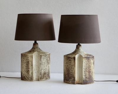 Haico Nietsche A pair of stoneware table lamp by Haico Nitzsche
