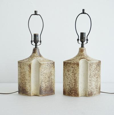 Haico Nietsche A pair of stoneware table lamp by Haico Nitzsche