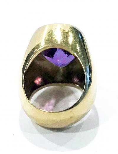 Handmade 1970 s French 18K large Amethyst Ring