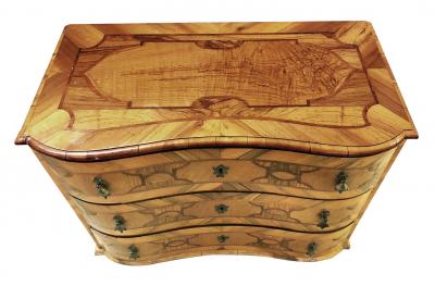 Handsome German Baroque Style Reverse serpentine Parquetry 3 Drawer Chest