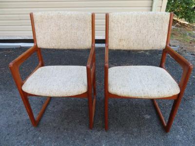Handsome Set of 6 Danish Benny Linden Teak Dining Chairs Mid Century Modern