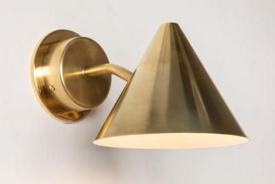Hans Agne Jakobsson Hans Agne Jakobsson Mini Tratten Polished Brass Outdoor Sconces