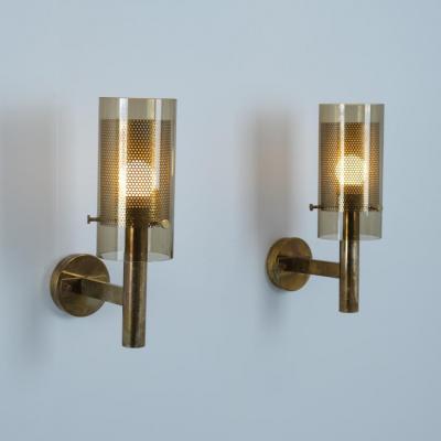 Hans Agne Jakobsson Pair of Hans Agne Jakobsson Scones Model V147 in Glass Brass 1960s