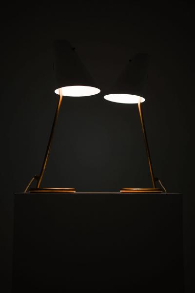 Hans Agne Jakobsson Pair of Table Lamps in Brass Lacquer and Metal by Hans Agne Jakobsson 1950s