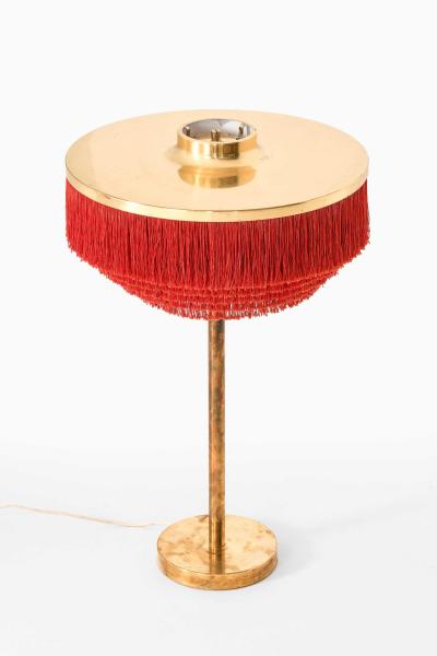 Hans Agne Jakobsson Scandinavian Modern Table Lamp in Brass and Silk by Hans Agne Jakobsson 1950s