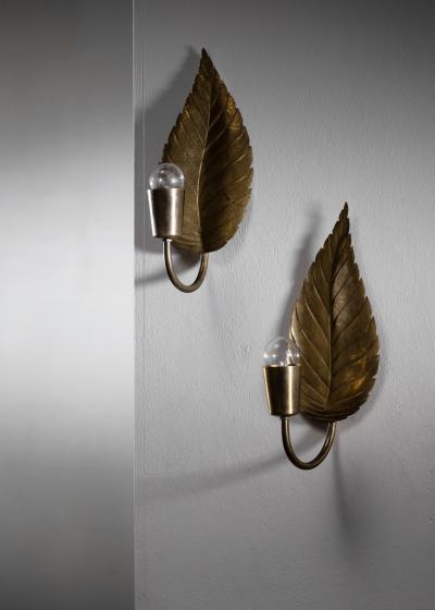 Hans Bergstr m Pair of Hans Bergstr m wall lamps