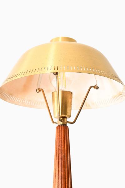 Hans Bergstr m Scandinavian Modern Table Lamp in Brass Mahogany by Hans Bergstr m 1950s
