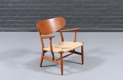 Hans J Wegner CH 22 Lounge Chair for Carl Hansen S n