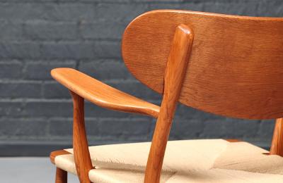 Hans J Wegner CH 22 Lounge Chair for Carl Hansen S n