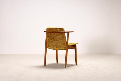 Hans Olsen Elegant Hans Olsen Teak and Oak armchair Circa 1960 