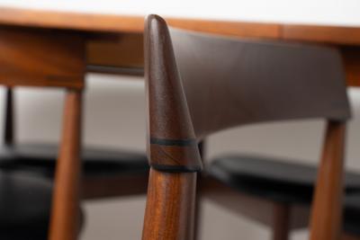 Hans Olsen Hans Olsen Expandable Roundette with Six Chairs