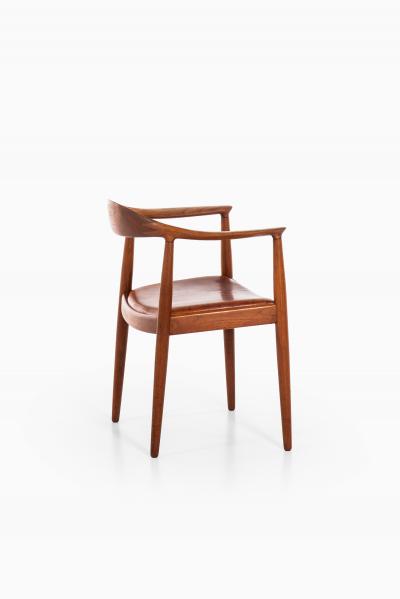 Hans Wegner Armchair Model JH 501 The Chair Produced by Johannes Hansen