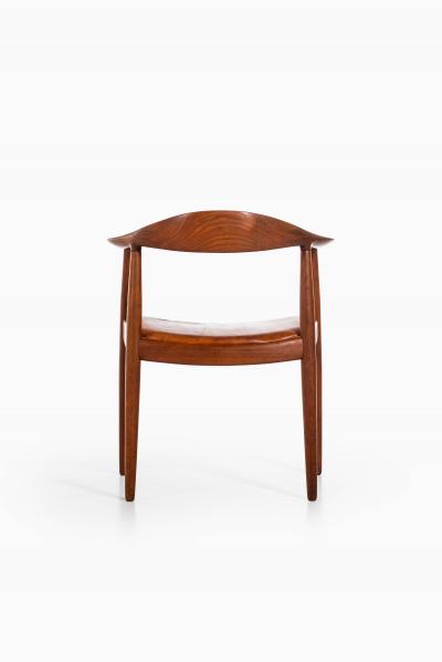 Hans Wegner Armchair Model JH 501 The Chair Produced by Johannes Hansen