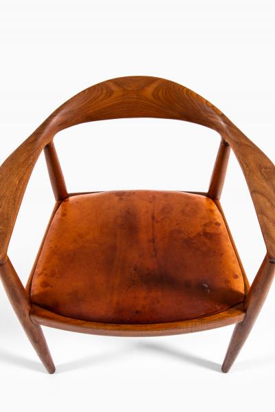 Hans Wegner Armchair Model JH 501 The Chair Produced by Johannes Hansen